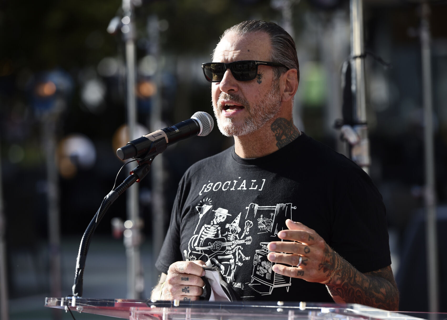 Mike Ness